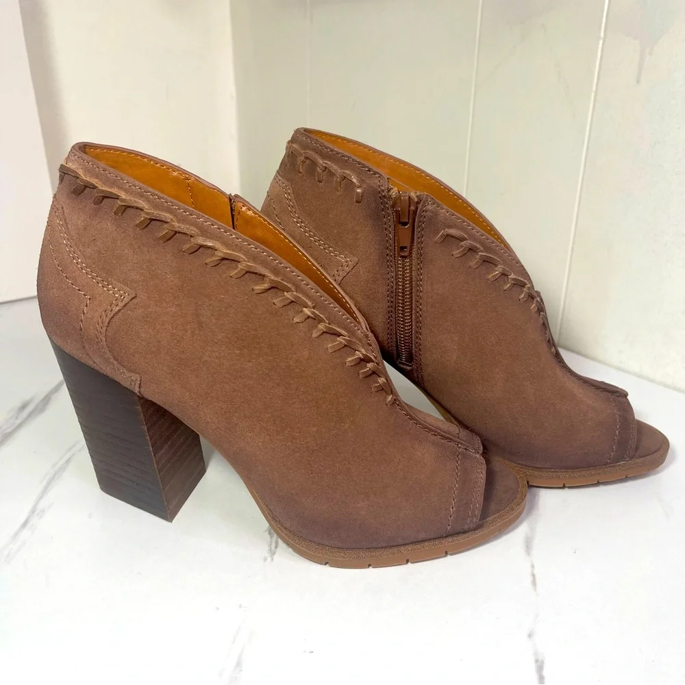 ZODIAC Womens Brown boho Artful Detailing Sculpted Heel ZipUp Leather Shootie 7M
